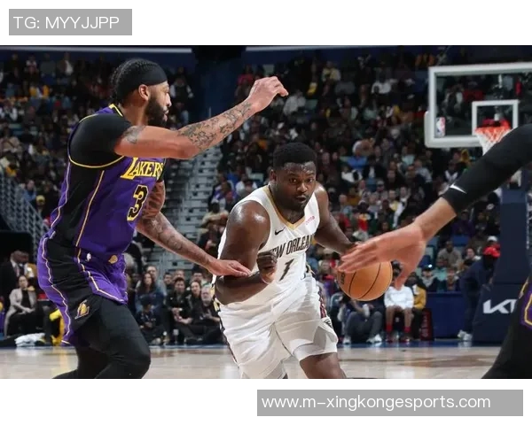 博雷戈透露锡安训练状态良好未来是否参与背靠背待定