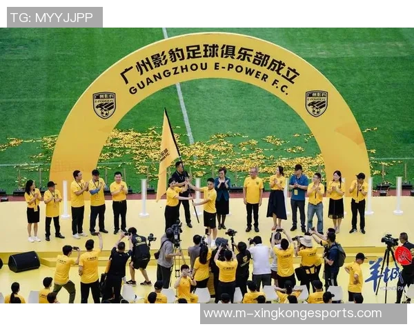 张瑷晖考上985高校后毅然选择足球之路勇敢追梦职业生涯新起点